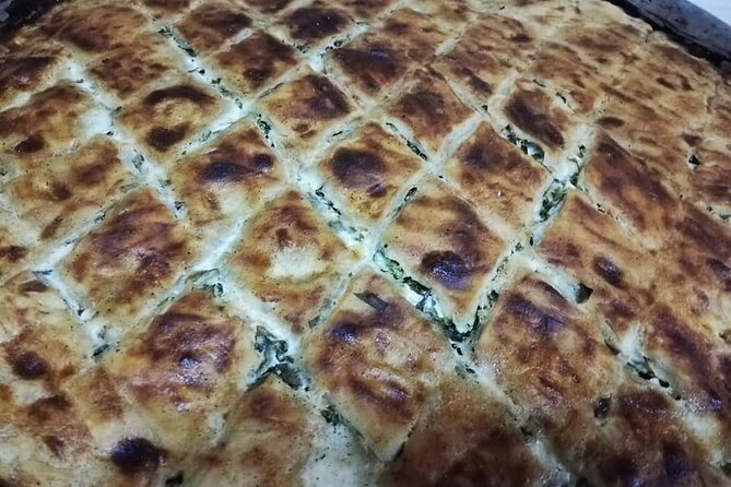 Kusadasi Selcuk Ephesus Gourmet and Street Food Tour - Şirince Village: Gözleme, Tea, and the Famous Ice Cream Stop