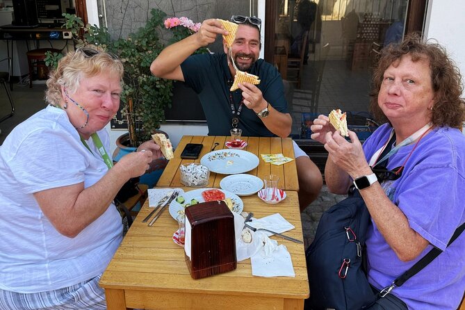 Kusadasi Walking & Turkish Food Tasting Small-Group Tour - A four-hour Kusadasi walk built for real eating (and cruise timing)