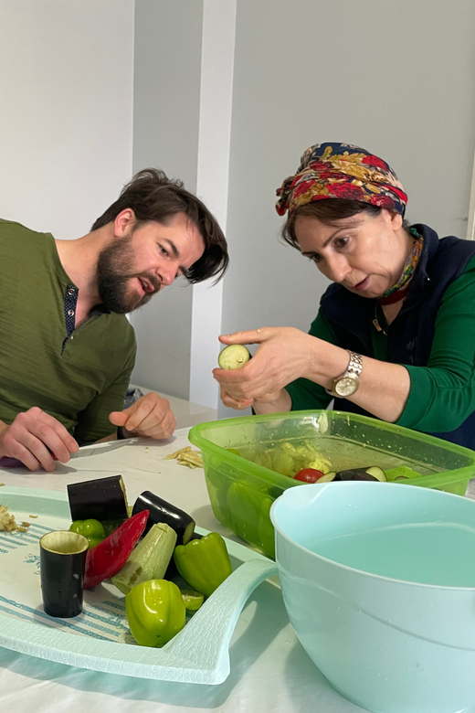 Learn Turkish Cuisine from a Local Mom - The flow of the day: from tea-table chat to a shared lunch