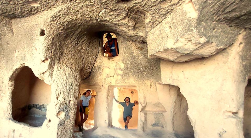 LET'S GO HİKİNG TO DİSCOVER CAPPADOCİA.. - Çavuşin finale: castle ruins, frescoes, and the oldest village feel