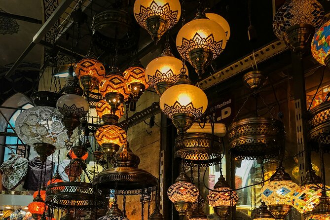 LGBT Friendly Top Sites of Istanbul Tour - Blue Mosque and the Hippodrome: two ways to read Istanbul