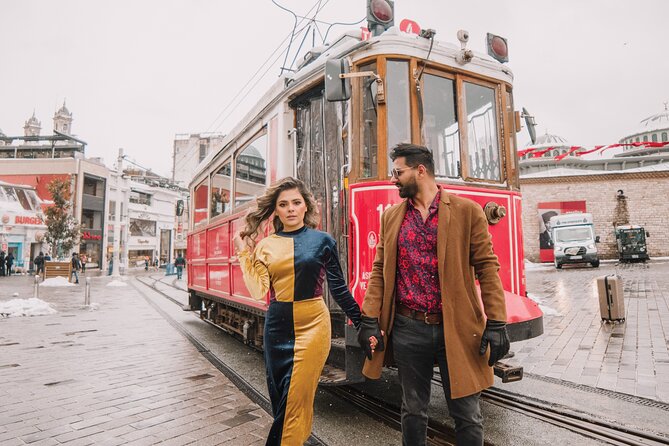 Love in Istanbul: Perfect Photo Moments at Iconic Locations - Key Things to Know Before You Go