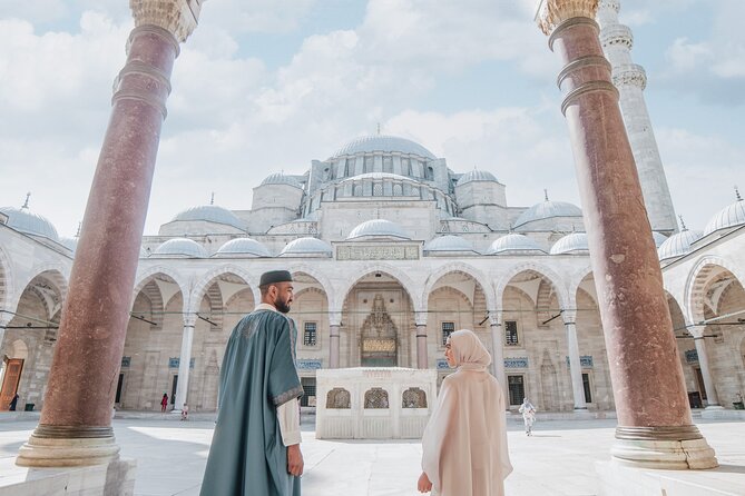 Love in Istanbul: Perfect Photo Moments at Iconic Locations - Süleymaniye and Balat: Monument Mood vs. Neighborhood Texture