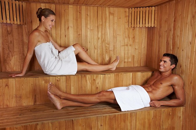 Luxury Package - Skin care program (35 min): cleansing, moisturizing, and protection