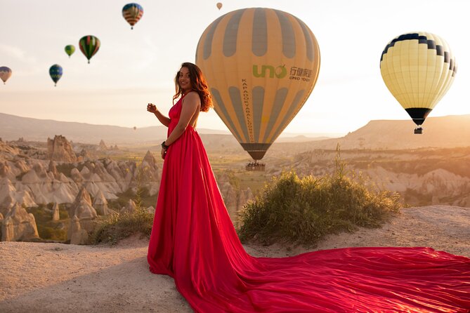 Magical Cappadocia Photoshoot with a Professional Photographer - Mustafa, Şerife, and Gökhan: The Team’s Timing and People Skills