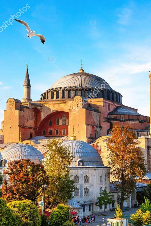 Magnificent Mosques of Istanbul - Hagia Sophia: frescoes plus 1,500 years of story in one stop