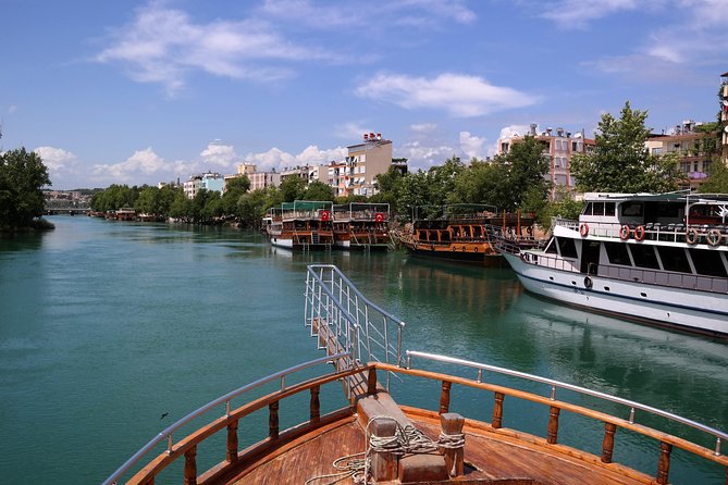 Manavgat River Cruise, Waterfalls and Market Tour from Alanya - Group Size and Comfort: Up to 80 People