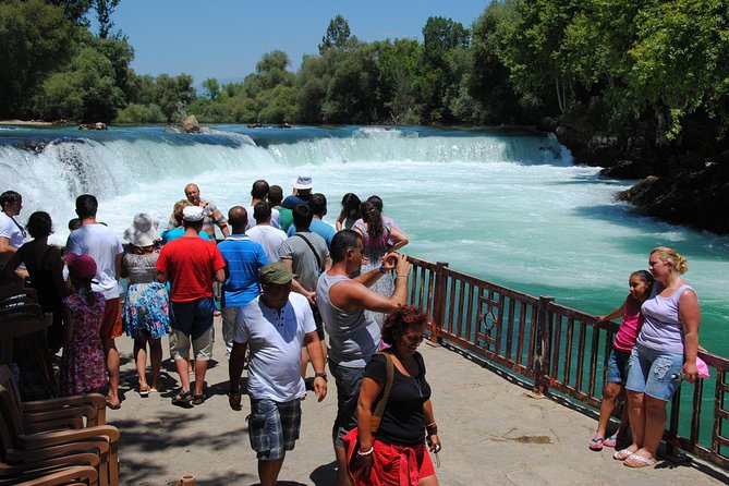 Manavgat River Cruise, Waterfalls & Bazaar, Day Trip from Antalya - Bazaar time: shopping variety, and the “two stops” effect