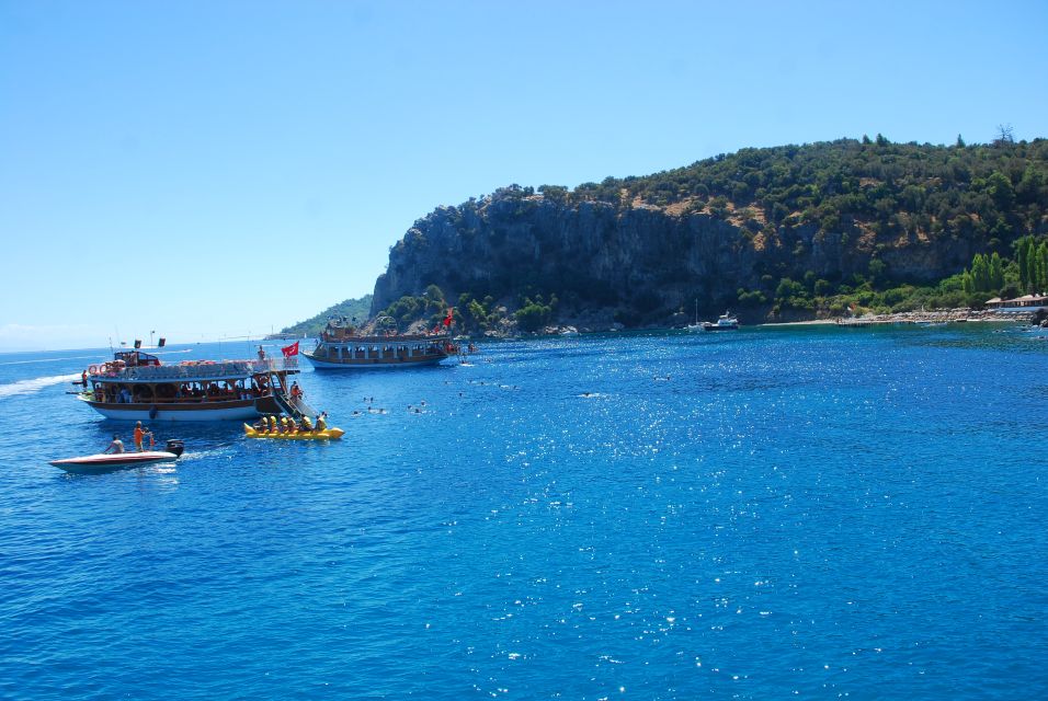 Marmaris All-Inclusive Boat Trip with Free Sunbed & Lunch - Cruising Marmaris Bay: the scenery part you don’t want to rush