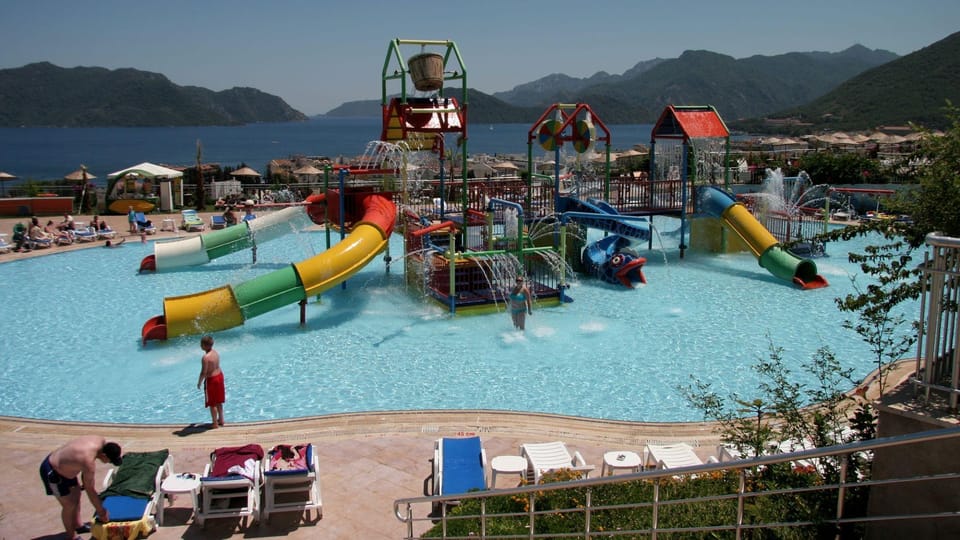 Marmaris: Aqua Dream Waterpark Entry Ticket & Hotel Transfer - Hotel transfer logistics from Marmaris and İçmeler: simple, but confirm your pickup