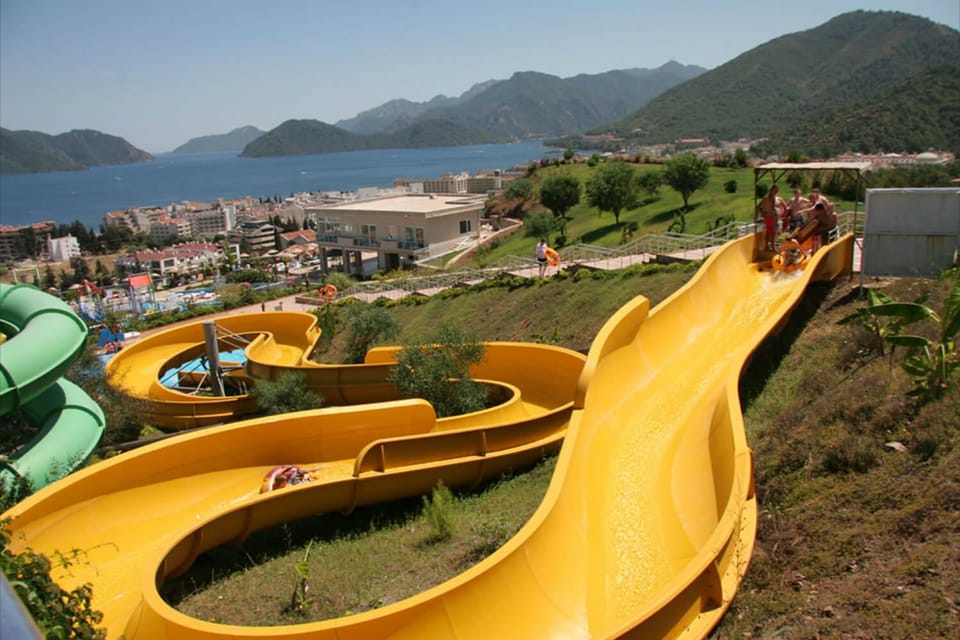 Marmaris: Aqua Dream Waterpark Entry Ticket & Hotel Transfer - Food, drinks, and the prepaid card reality