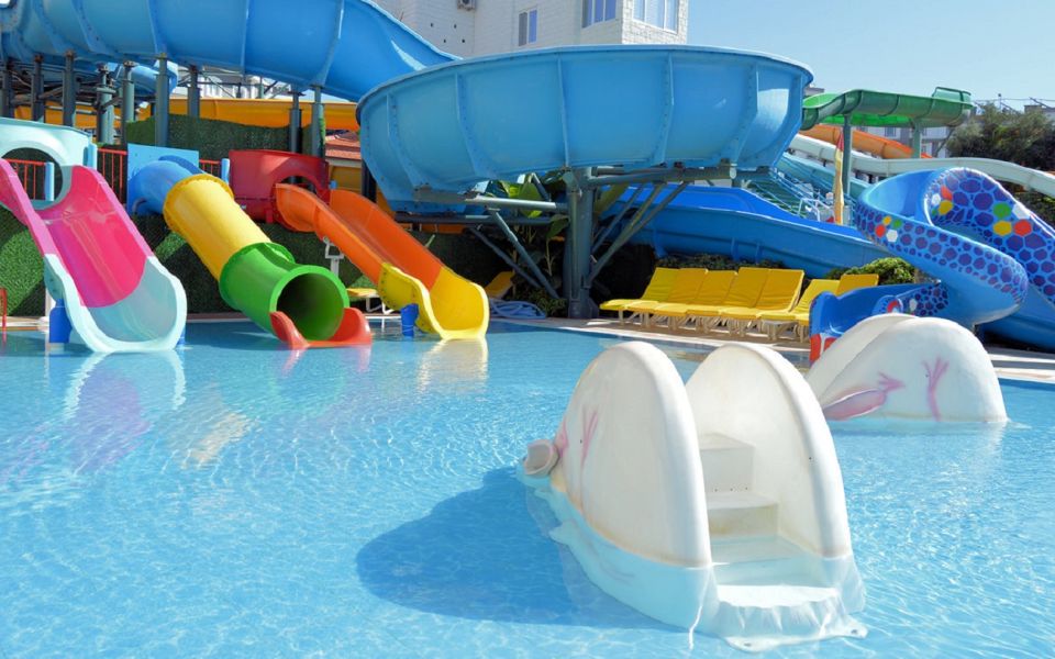 Marmaris: Atlantis Water Park Transfer and Entry Ticket - More Than Water Slides: Mini Golf and Bowling
