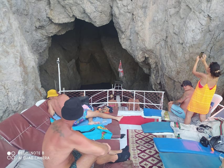 Marmaris Boat Trips with Lunch - Aquarium Bay: Transparent Water and Real Swim Time