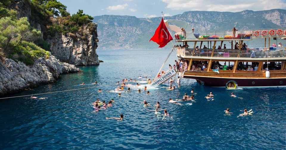 Marmaris: Cleopatra Island Boat Trip with Lunch and Transfer - Transfers, timing, and the reality of a 7-hour sun day