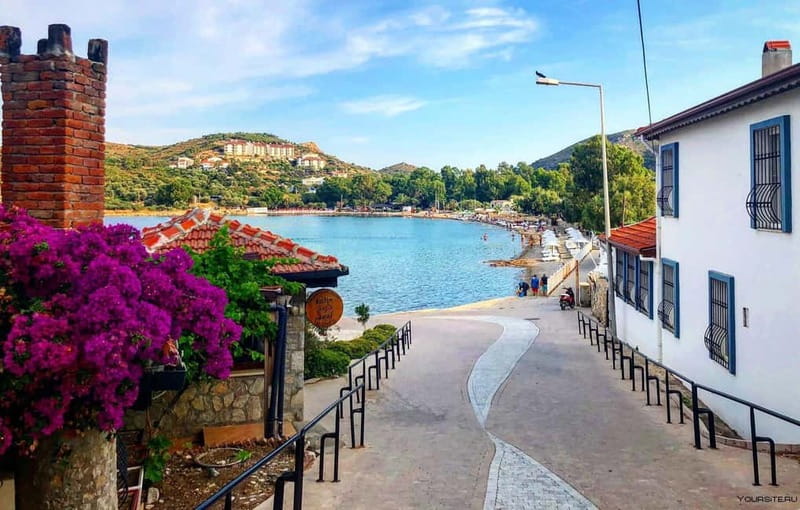 Marmaris: Datca Tour with Hotel Pickup - Entering Old Datça: Stone Houses, Cobblestones, and Slow Streets