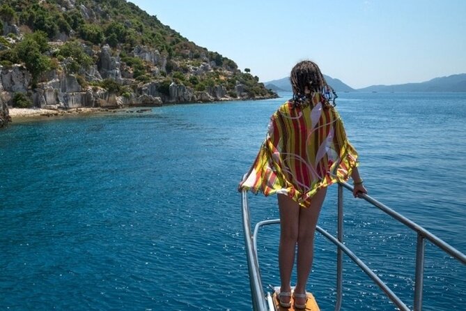 Marmaris / Icmeler : All Inclusive Boat Trip With Lunch & Drinks - Drinks, BBQ, and the sunbed reality check