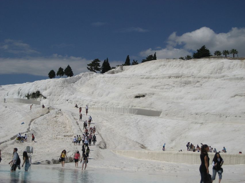 Marmaris: Pamukkale, Hot Spring, Travertines Tour with Lunch - The long drive from Marmaris: bus comfort, breaks, and pacing