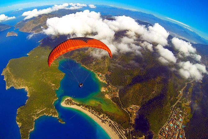 Marmaris Paragliding Experience By Local Expert Pilots - What to wear and bring so you feel comfortable on the ground