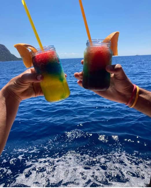 Marmaris Pirate Boat w/ Lunch, Unlimited Alcoholic Drinks - Quick take: what makes this Marmaris pirate boat stand out