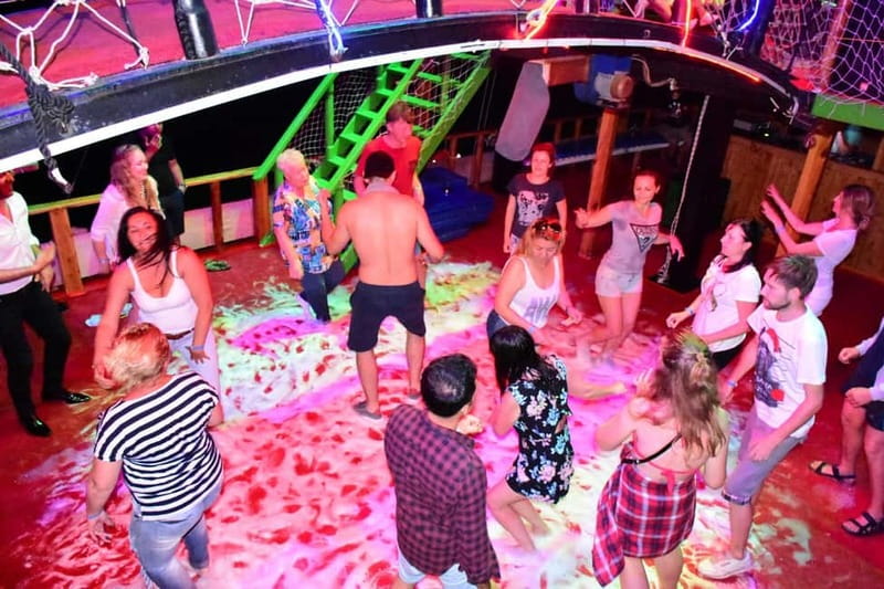 Marmaris: Pirate Cruise, Lunch, Soft Drinks - Marmaris or Icmeler to Paradise Island and Aquarium Bay