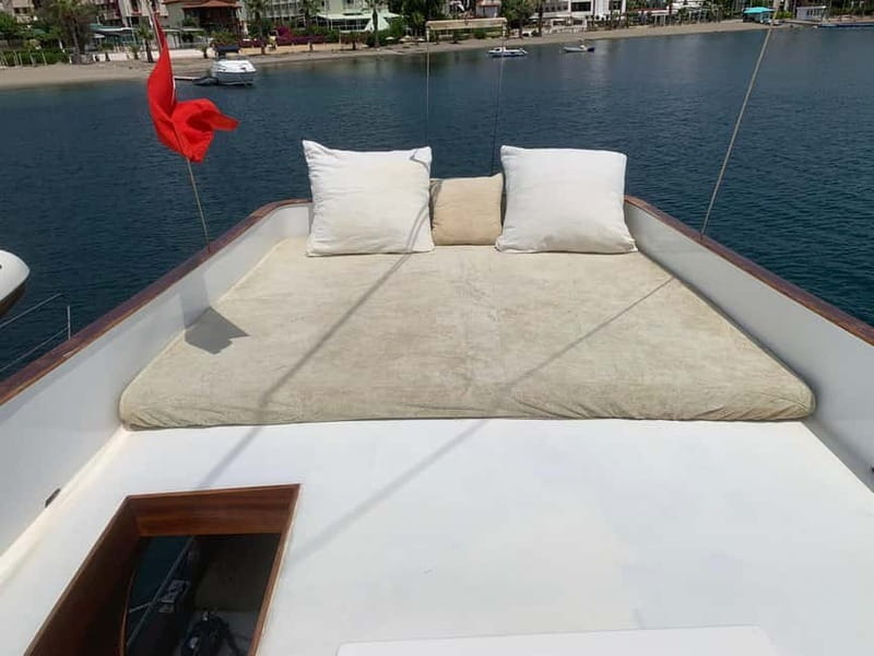 Marmaris: Private Boat Cruise w/ Lunch and Soft Drinks - Price and value: what $379 per group really buys