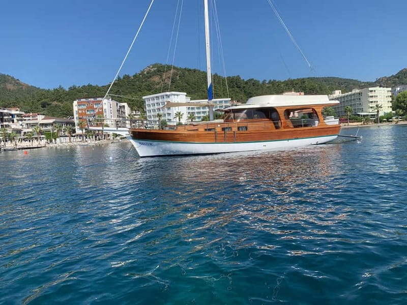 Marmaris: Private Boat Cruise w/ Lunch and Soft Drinks - Getting to the harbor: pickup and a clean start