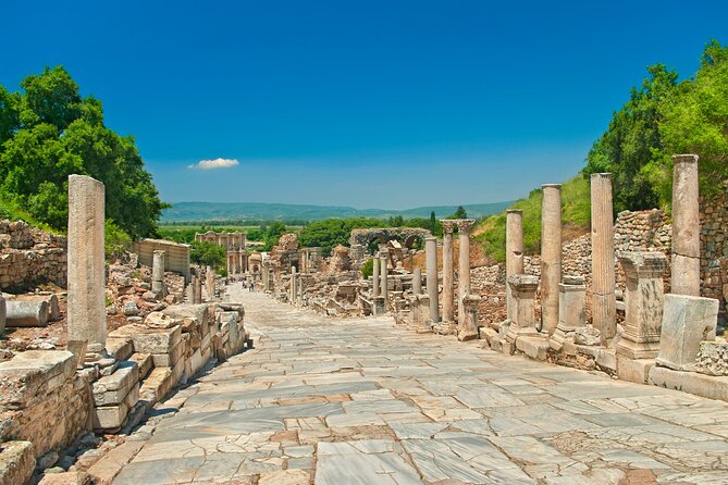 Mini Group Skip-The-Line: Best of Ephesus Tour From Kusadasi Port - Lunch and the practical flow between stops