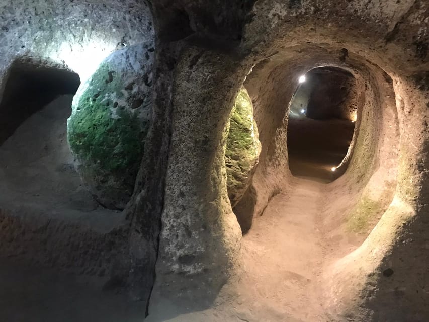 Mochiron Tour Full day Cappadocia With Japanese Guide - Pasabagi (Monk’s Valley) and the Zelve area: fairy chimneys in real scale