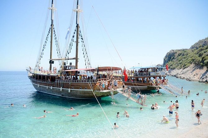 National Park Boat Trip with Lunch from Kusadasi / Selcuk - Views first: Dilek National Park and Samos Island from the deck