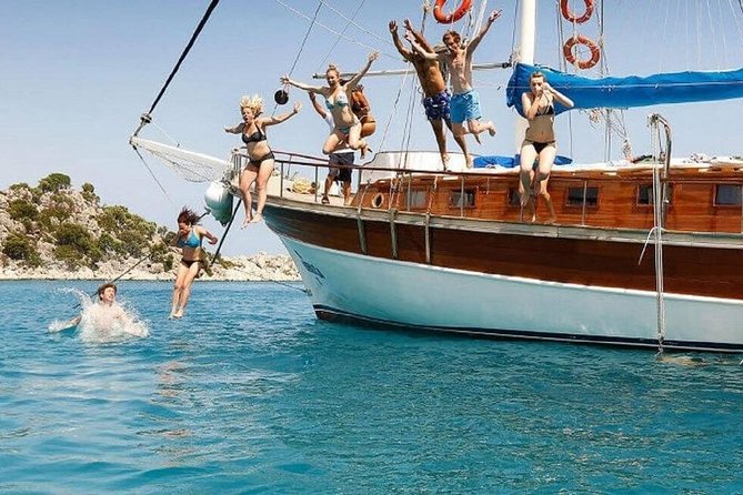 National Park Boat Trip with Lunch from Kusadasi / Selcuk - Photo moments and small extras that change the vibe