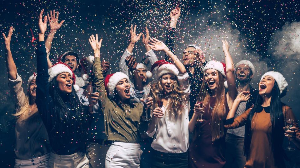 New Year Party on the Bosphorus dinner unlimited drinks inc. - The Dinner Buffet With Unlimited Drinks: How the Value Adds Up
