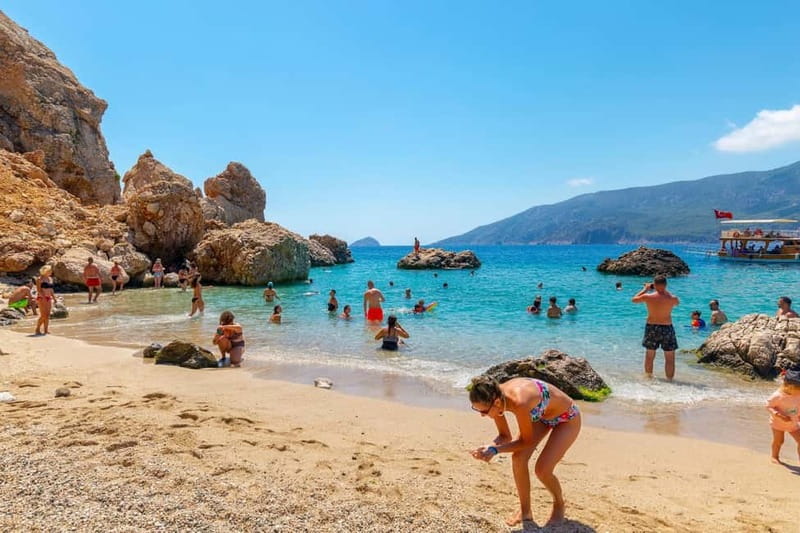 Oludeniz: Butterfly Valley, St. Nicholas Island incl. Lunch - Boat Comfort and Timing: Why This Cruise Feels Manageable