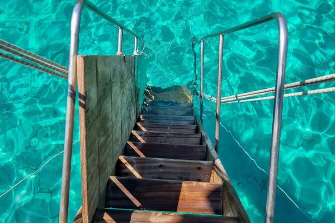 Orakadasi Boat Tour From Bodrum (Maldives of Turkey) With Lunch - The boat setup: where you’ll actually spend your day