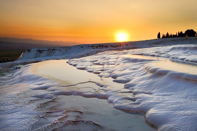 Pamukkale Full-Day Tour from Antalya with Lunch - Lunch on the clock: included, but not a cozy restaurant stop