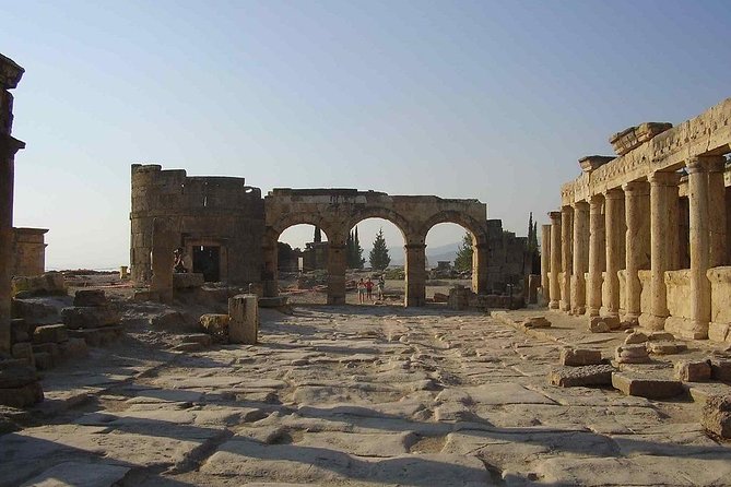 Pamukkale Hierapolis Cleopatra pool Daily Private Tours - Why this Pamukkale + Hierapolis + Salda plan makes sense