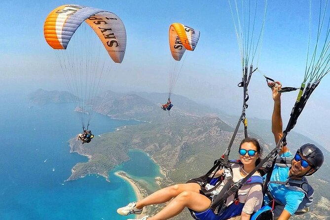 Paragliding Experience at the Peerless Cleopatra Beach - The Pilot Briefing: The Part That Keeps You Calm (Even If English Is Limited)
