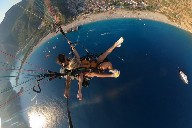Paragliding Experience in Ölüdeniz - The Photo/Video Gap: How to Plan Your Memories
