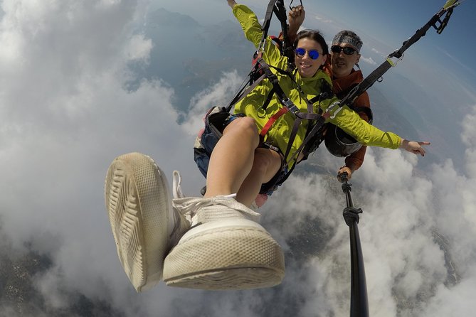 Paragliding Oludeniz Fethiye - Getting to the top: air-conditioned ride to Babadag’s takeoff zone