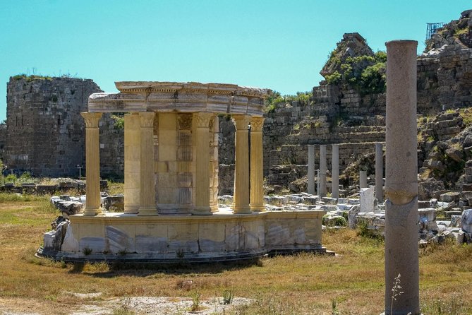 Perge Aspendos Side Waterfall Tour - Side free time: use your hour on the peninsula your way