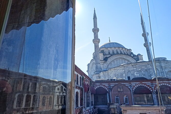 Photograph the Hidden Corners of the Grand Bazaar in Istanbul - Meeting Point, Timing, and How You’ll Get There Smoothly