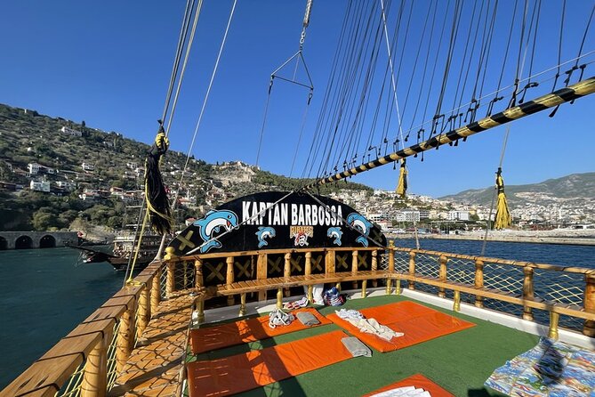 Pirate Boat Tour in Alanya: A Relaxing Day Out with Lunch - Cleopatra Beach Swim Time and Lunch at Pasha Beach