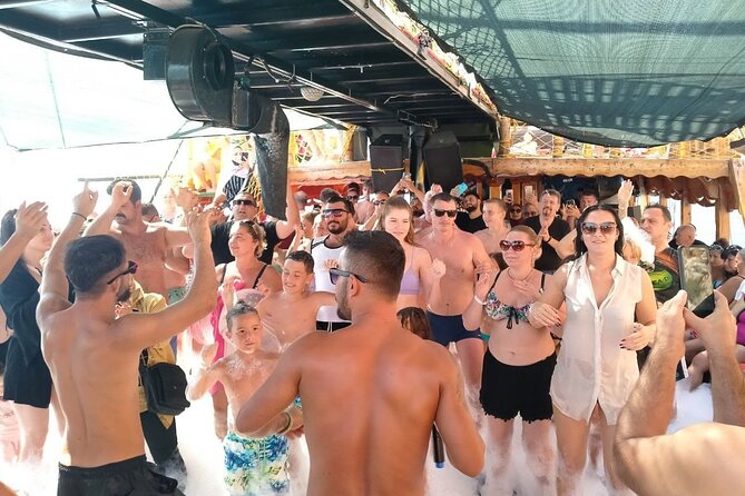 Pirate Boat Tour With Foam Party in Alanya - Food and Drinks: What’s Included (and What’s Extra)