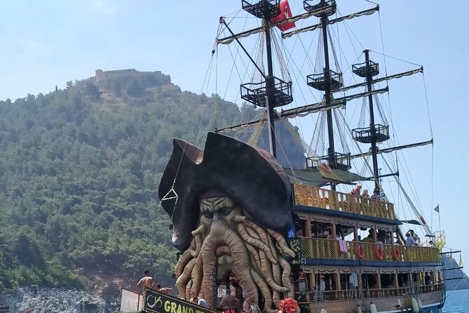 Pirate Boat Tour With Foam Party in Alanya - Stop 1: Cleopatra PlajI and the Cave Swimming Time