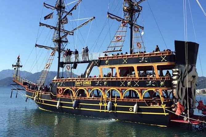 Pirate Boat Trip in Marmaris with BBQ Lunch, Drinks & Transfers - Getting to Saman İskelesi: pickup timing and how the day flows
