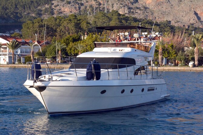 Private 2-Hour Bosphorus Cruise with Yacth - Starting at Arap Cami: Easy Meeting Point, Simple Return