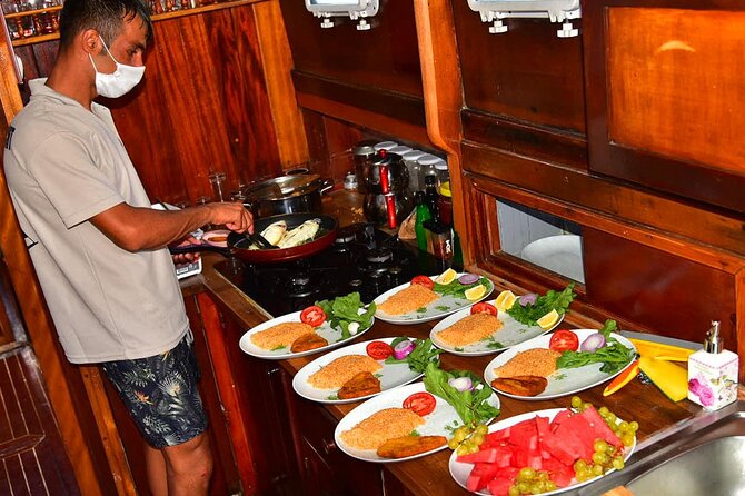 Private 6-Hour Boat Tour with Lunch in Bodrum Bays - Price Check: Is $409.37 per Person a Smart Deal?