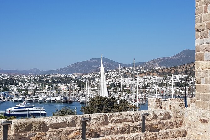 Private Bodrum City and Shopping Tour - Bodrum City shopping streets: where leather and kilims meet bargaining