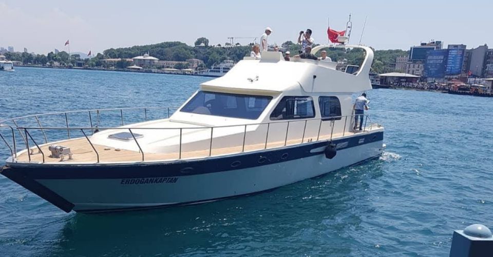 Private Bosphorus Sightseeing Cruise By Luxury Yacht - How a private Bosphorus cruise works in 2 hours
