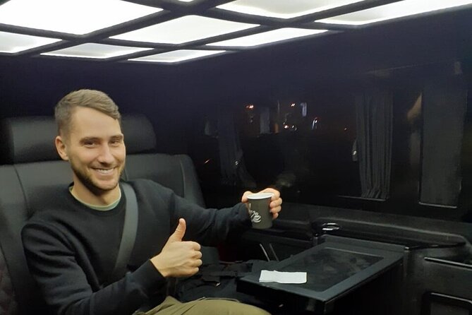Private car Rental with Driver in Istanbul - Door-to-Door Pickup in Istanbul, Including Airport and Cross-City Plans