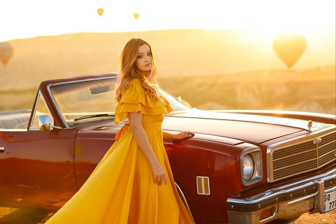 Private Classic Car Tour in Cappadocia with Balloon View - A pre-dawn start from Göreme: classic cars and balloon timing